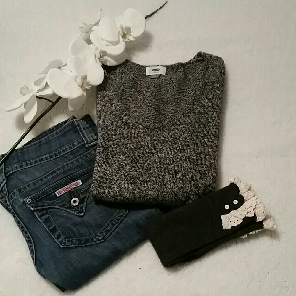 Old navy sweater